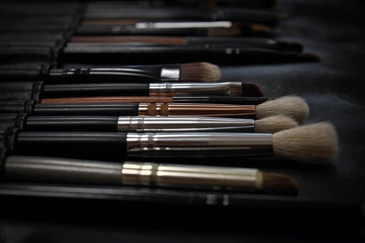 Cosmetic beauty tools background